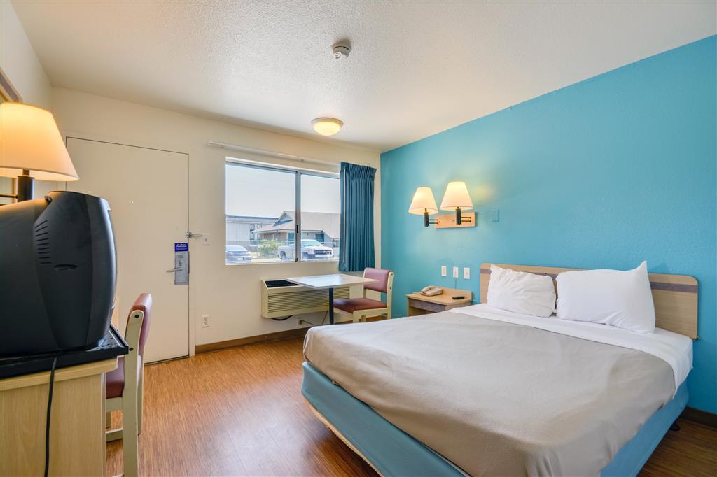 Rodeway Inn Tillmans Corner Zimmer foto